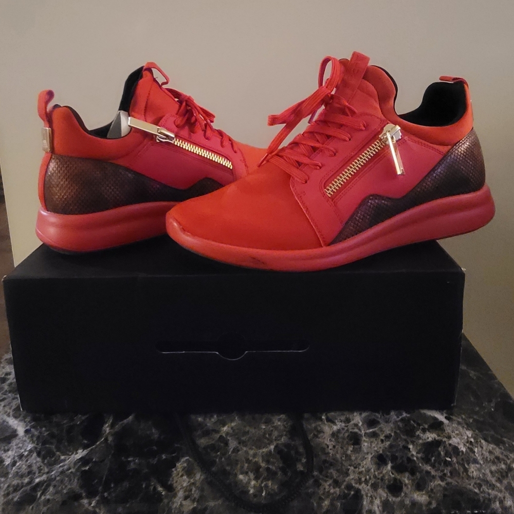 Men Aldo shoes sz 10